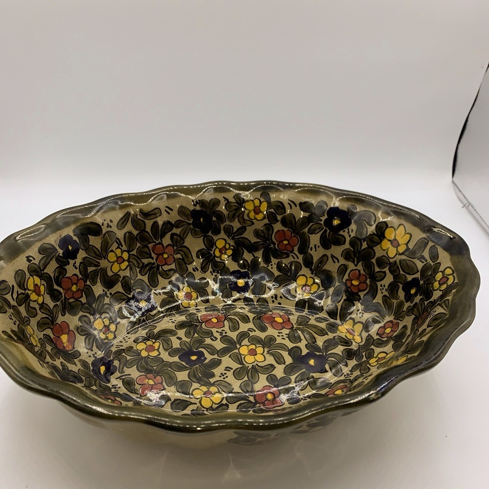 Vintage Talavera Castillo Hecho En Mexico Floral  Pottery Serving Bowl 13x10”